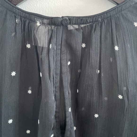 Old Navy sheer blouse in star print | XS - Picture 3 of 5